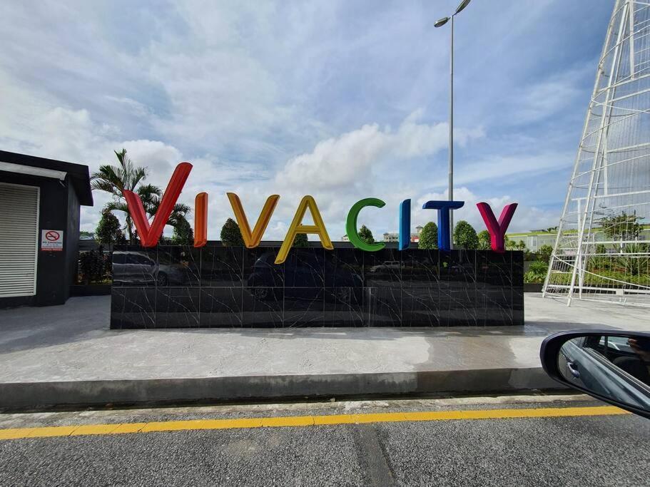 Lovely Jazz 1 3Bedrooms With 2 Card Lv9 Kuching Luaran gambar